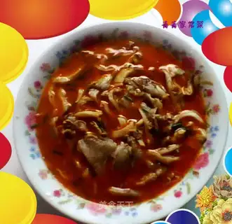 Minced pork and mushroom soup