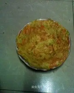 Two-color vegetable egg cake