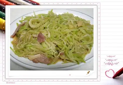 stir-fried pork with shredded radish