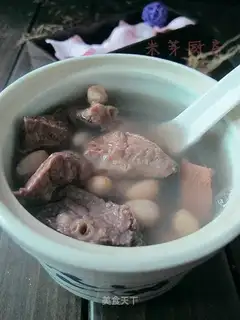 Nanchang Peanut Pig Lung Soup
