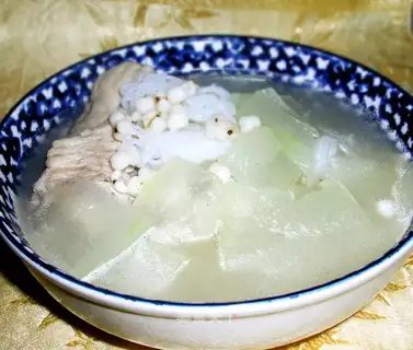 Winter melon and coix rice ribs soup