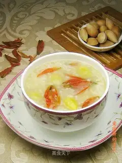 Lily and ginkgo glutinous rice porridge