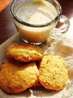 Almond yogurt cookies