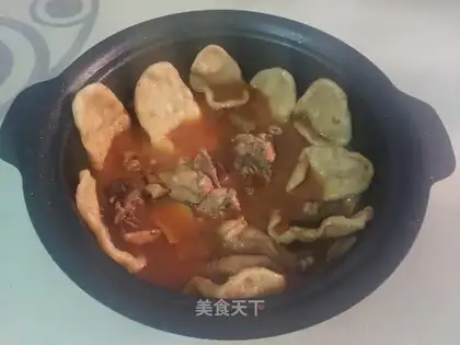 A pot chicken
