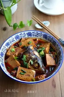 Tofu burns fish heads