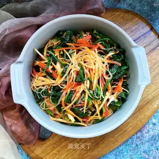 A spinach mix fan