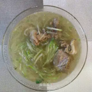 Beef radish soup