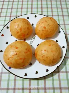 Carrot buns