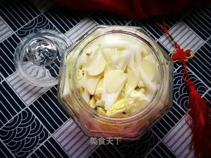 Pickle and garlic