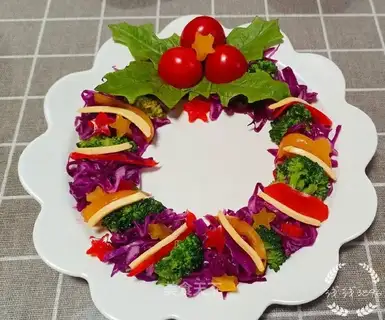 Tasty Christmas ring