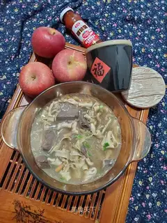 Duck blood fan soup