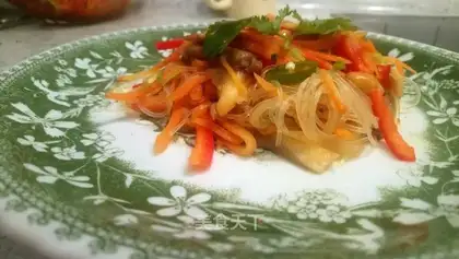 Thai fan salad