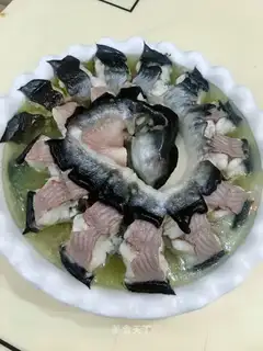 Sour pickles and eel steam