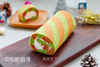 Christmas cake rolls
