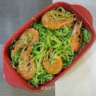 Looped shrimp