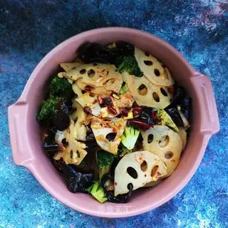 ♪ The broccoli ♪