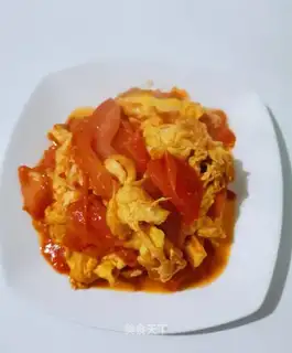 Tomato fried eggs