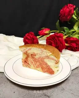 Red curvature twirl cake