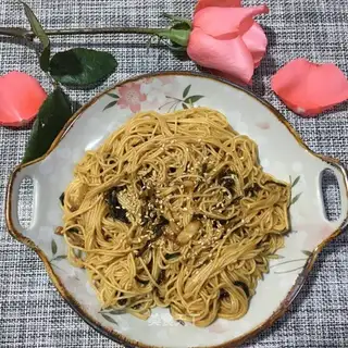 Onion noodles