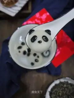 Toon sesame soup