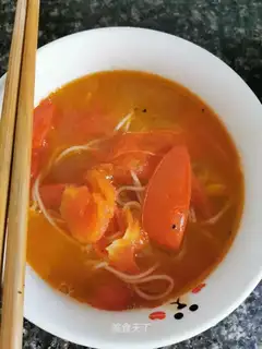 Simple tomato noodles