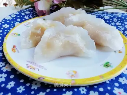 Horseshoe shrimp dumplings