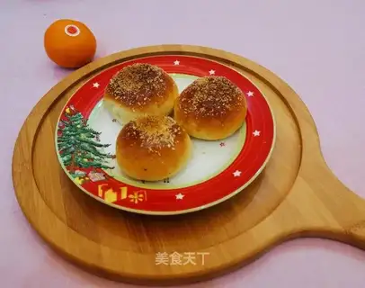 Coconut black sesame bread
