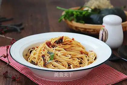 Onion noodles