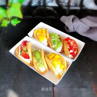 Fruit hug cake