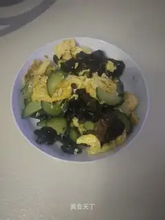 cucumbers and wooden eggs