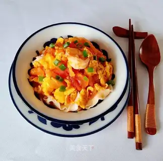 Tomato egg noodles