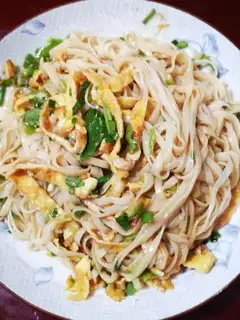 Onion noodles