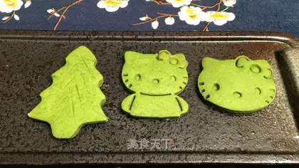 Toon with tea cookies