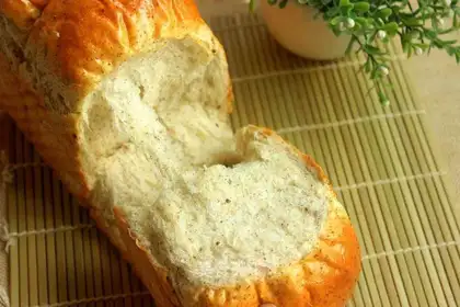 A linen seed toast