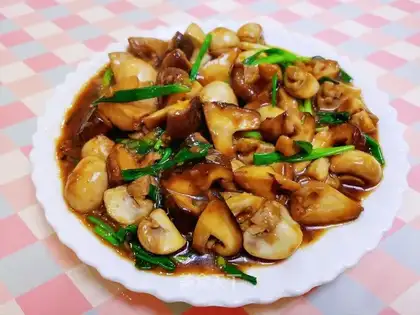 Pelican mushrooms