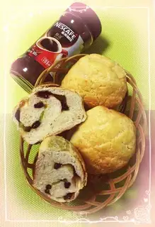 Porridge pineapple buns
