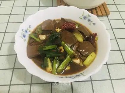 Duck blood and garlic