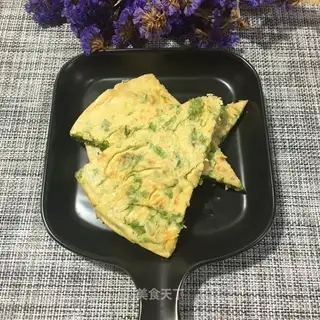 Egg celery pancakes