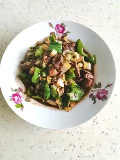 Green pepper fried chicken