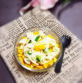 Corn egg salad