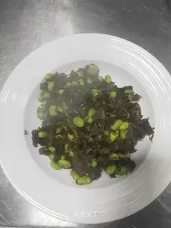 Snow veal and beans