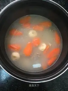 Carrot horse hoof bone soup