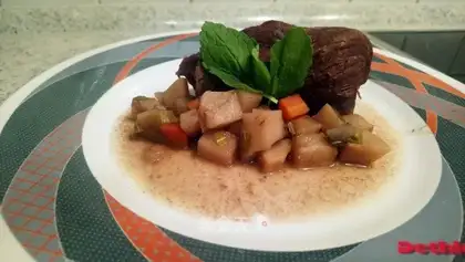 Red beef rolls