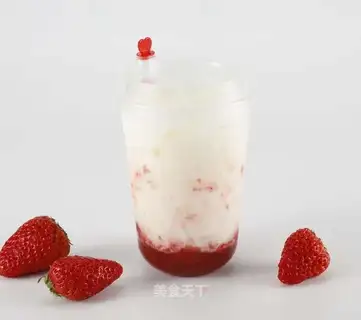 Strawberry dirty fresh cow milk