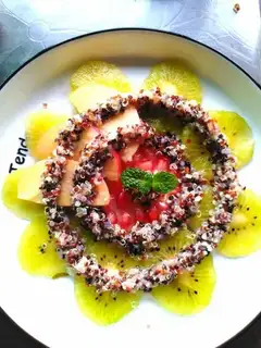 quinoa fruit