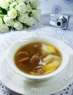 Doves with congee soup