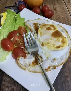Fried double yellow goose eggs