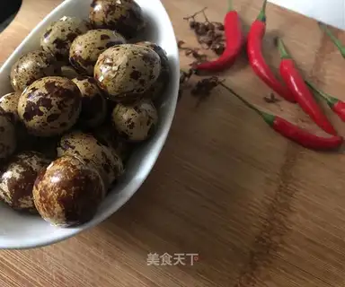 Five quail eggs