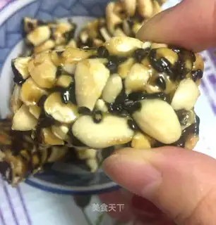 Peanut sesame sugar