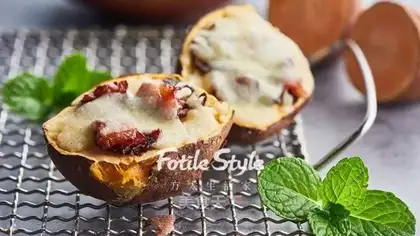 Cheese cream and potatoes